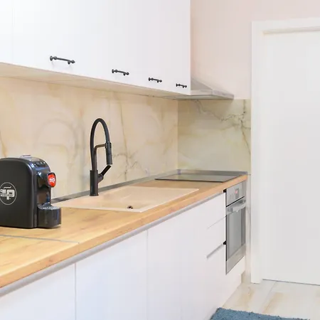 Appartement Cityscape 3- Vibrant Modern