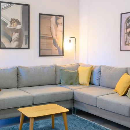 Appartement Cityscape 3- Vibrant Modern Tirana