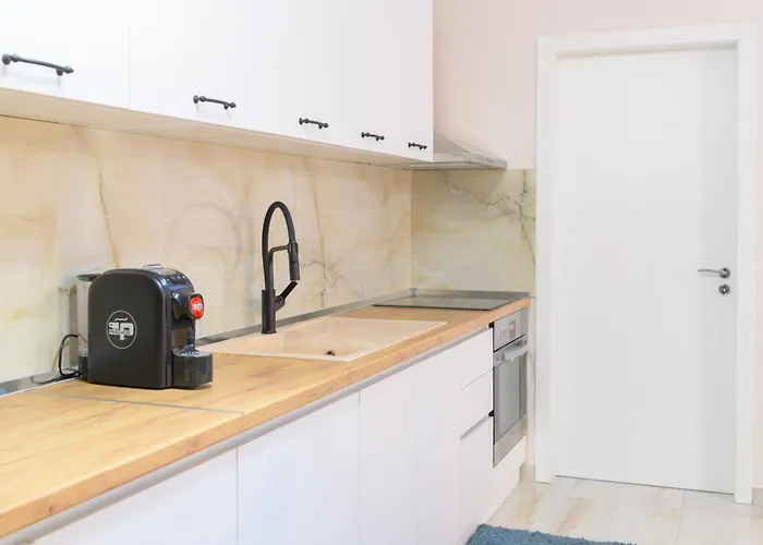 Apartamento Cityscape 3- Vibrant Modern