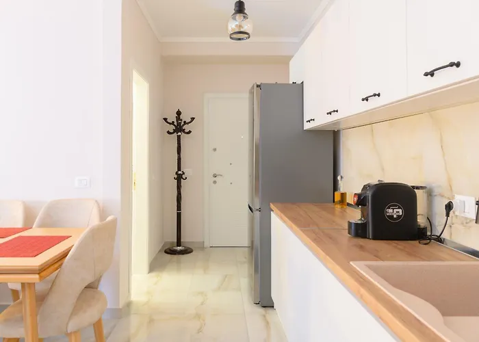 Cityscape 3- Vibrant Modern Тирана